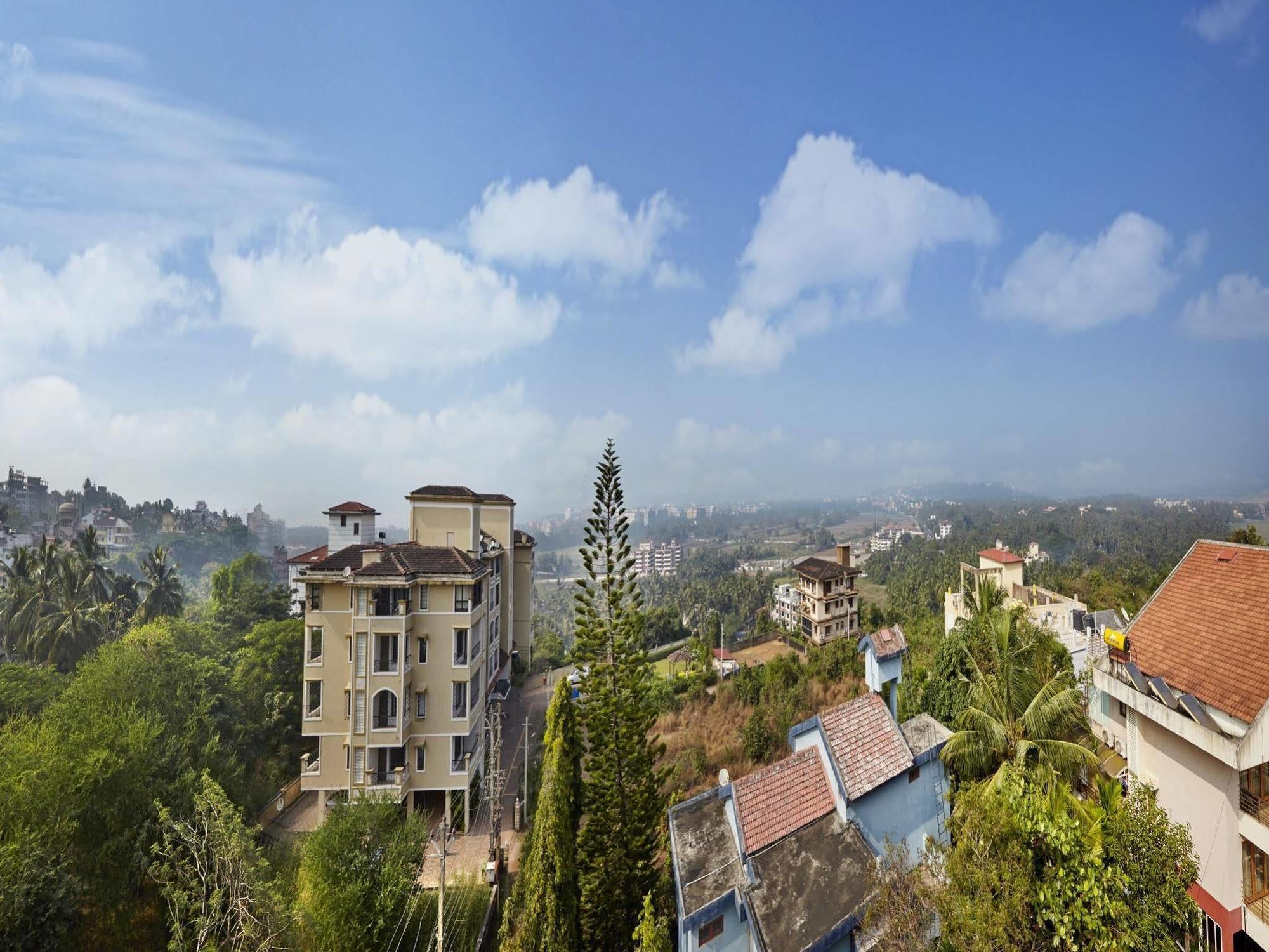 Highland Homes Panaji Bagian luar foto